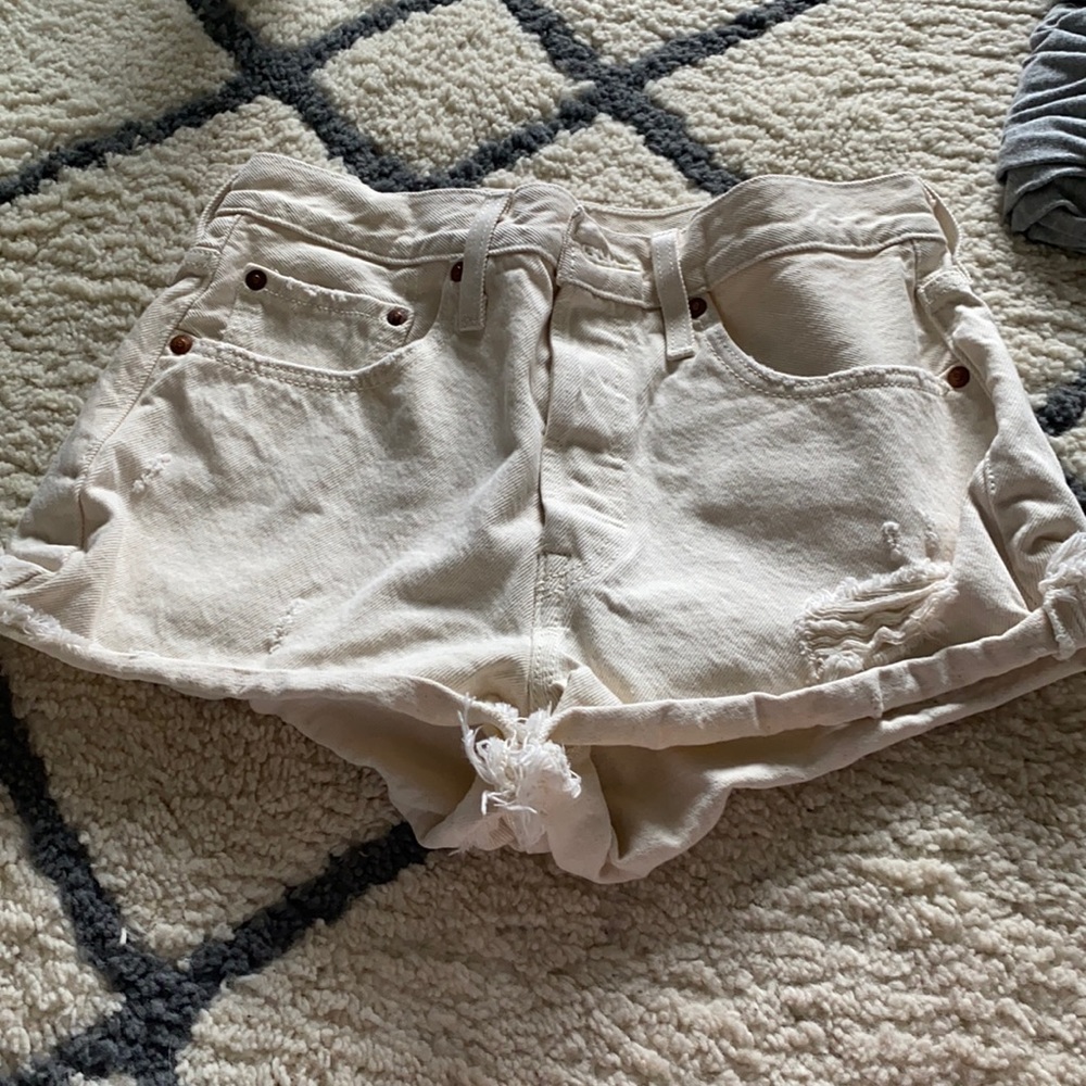 Jean shorts, Levi’s